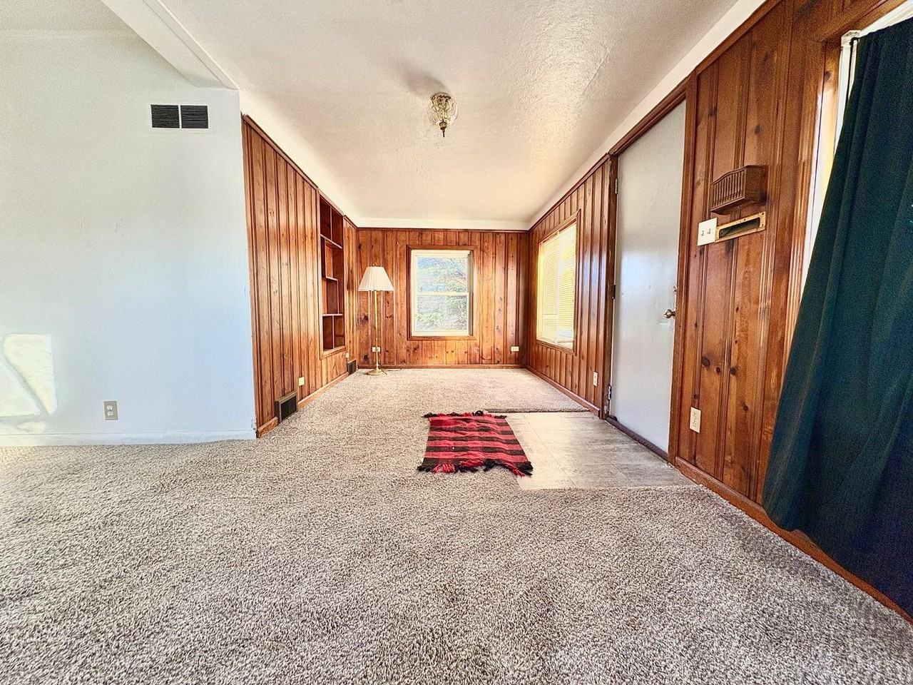 2710 Milburn Blvd - Photo 2 of 12