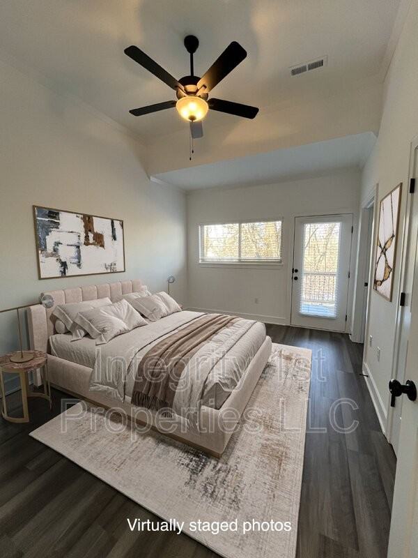 8819 N Helena Ave - Photo 4 of 19