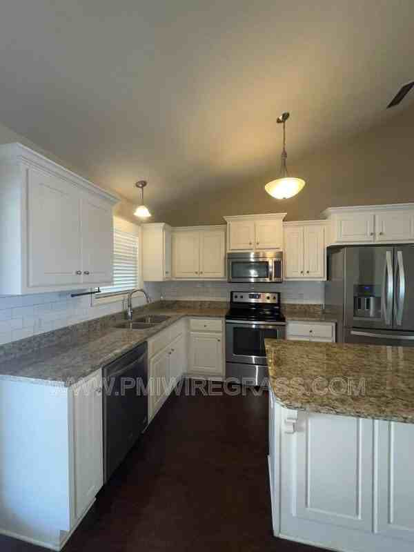 229 Lace Dr - Photo 4 of 50