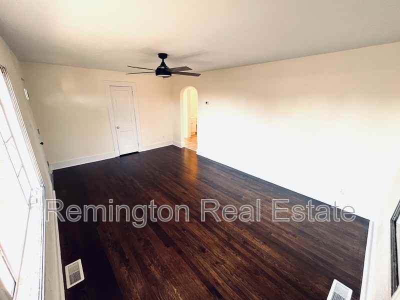 8825 Kentuck Rd - Photo 2 of 11