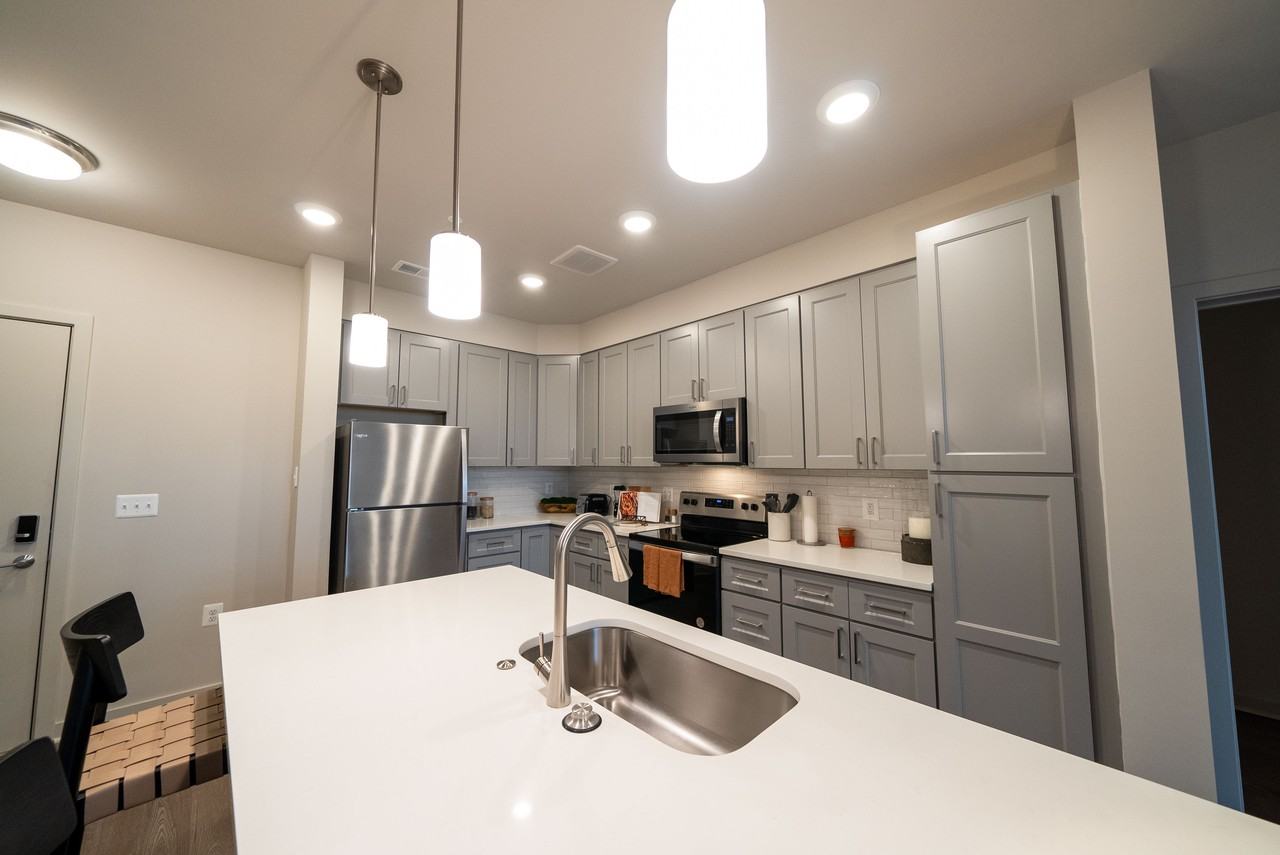 Rosewick Apartments - Photo 2 of 16