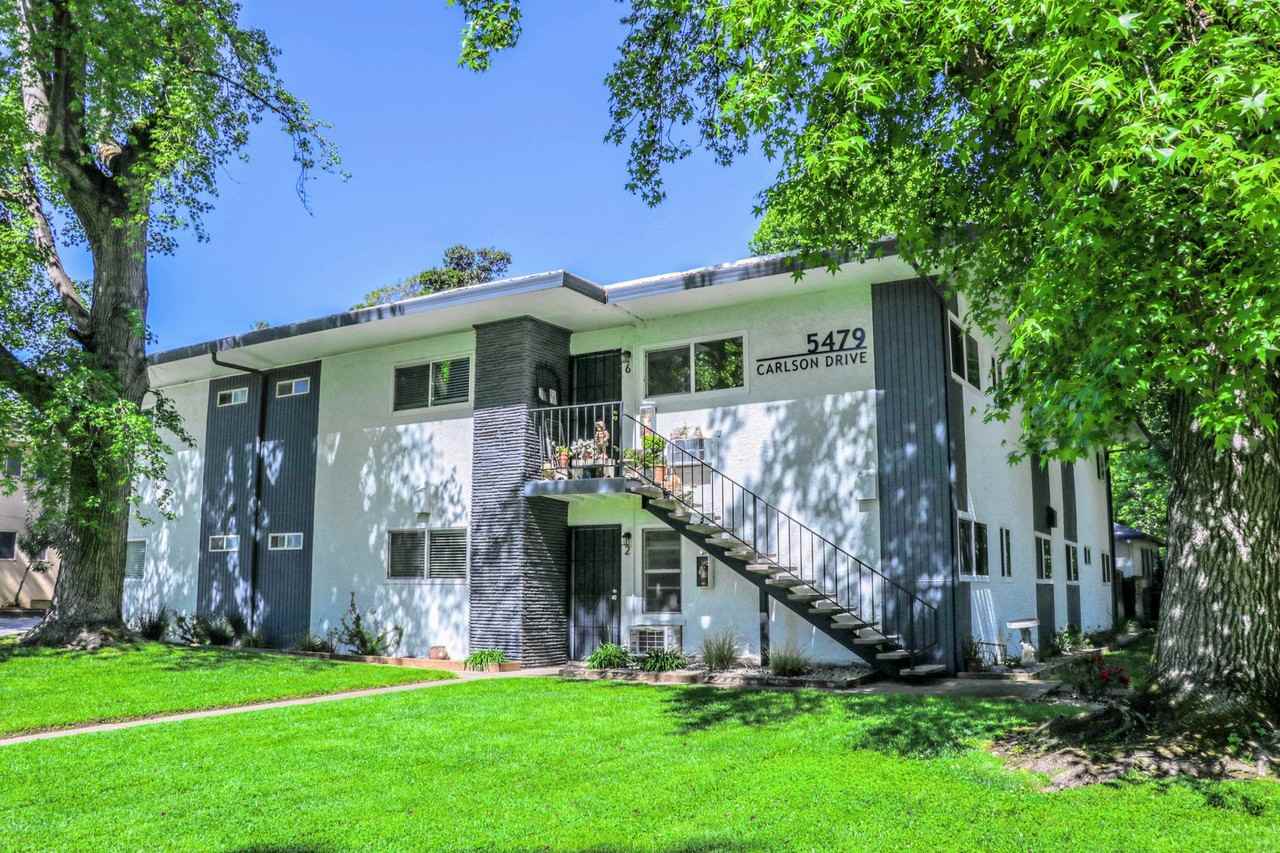 5479 Carlson Dr - Photo 2 of 22