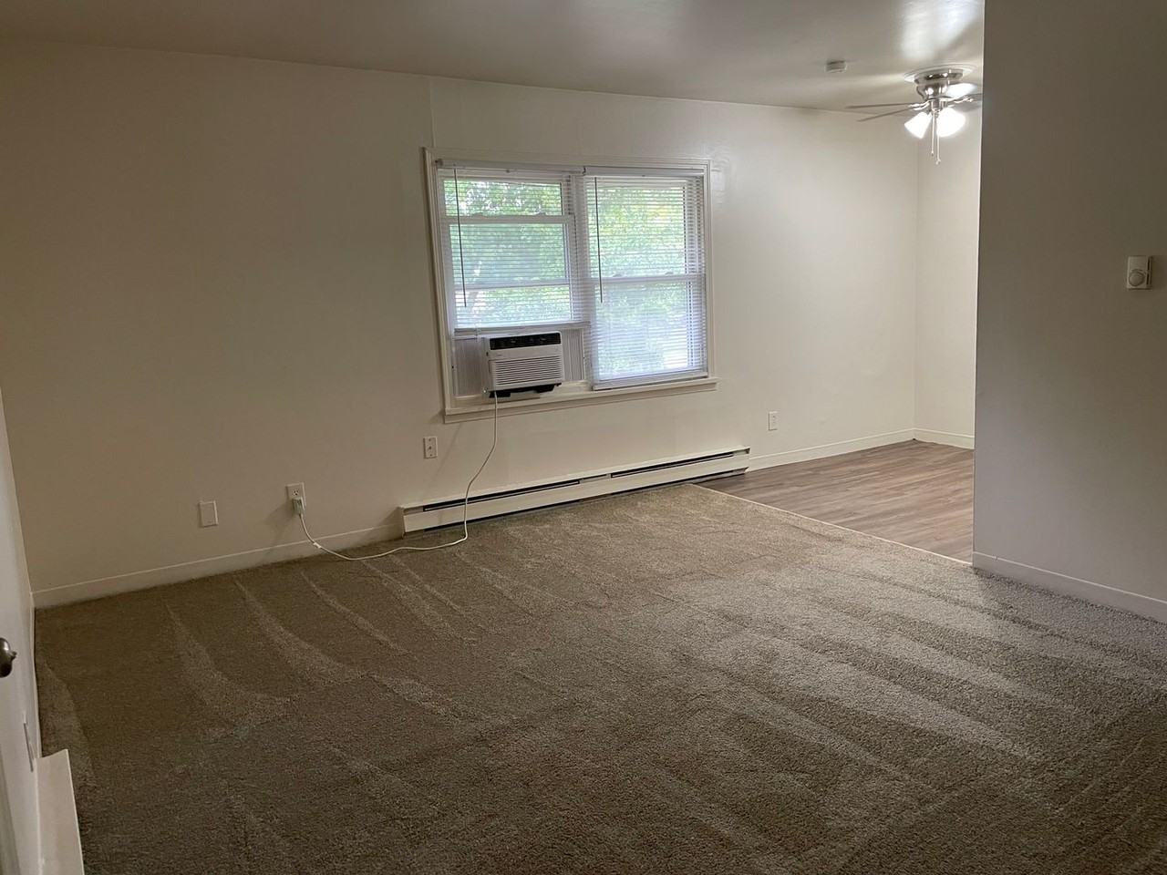1471 E Market St #D - Photo 3 of 8
