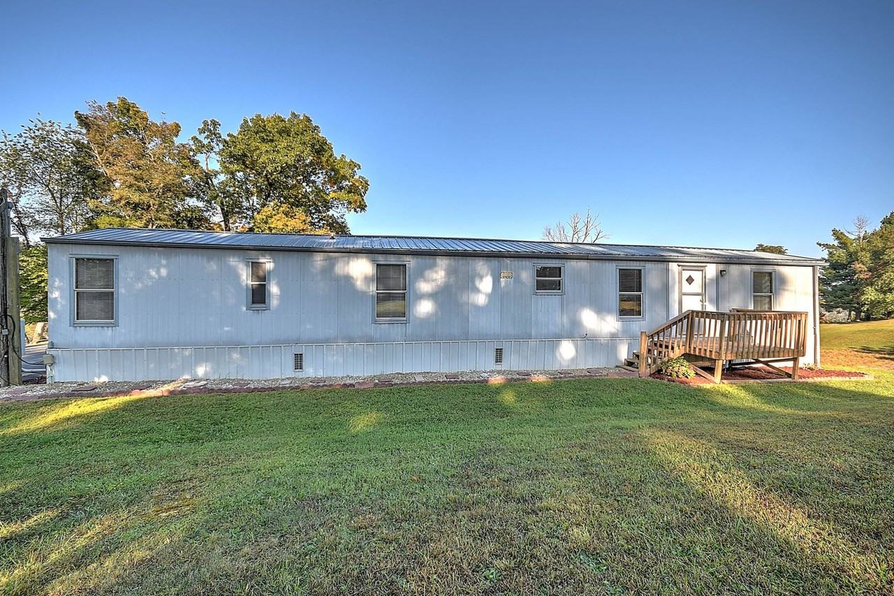 259 Edwards Ln - Photo 2 of 30