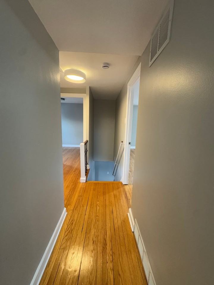 18320 Morris Ave - Photo 6 of 24