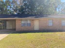 featured image of 2606 W David Dr
