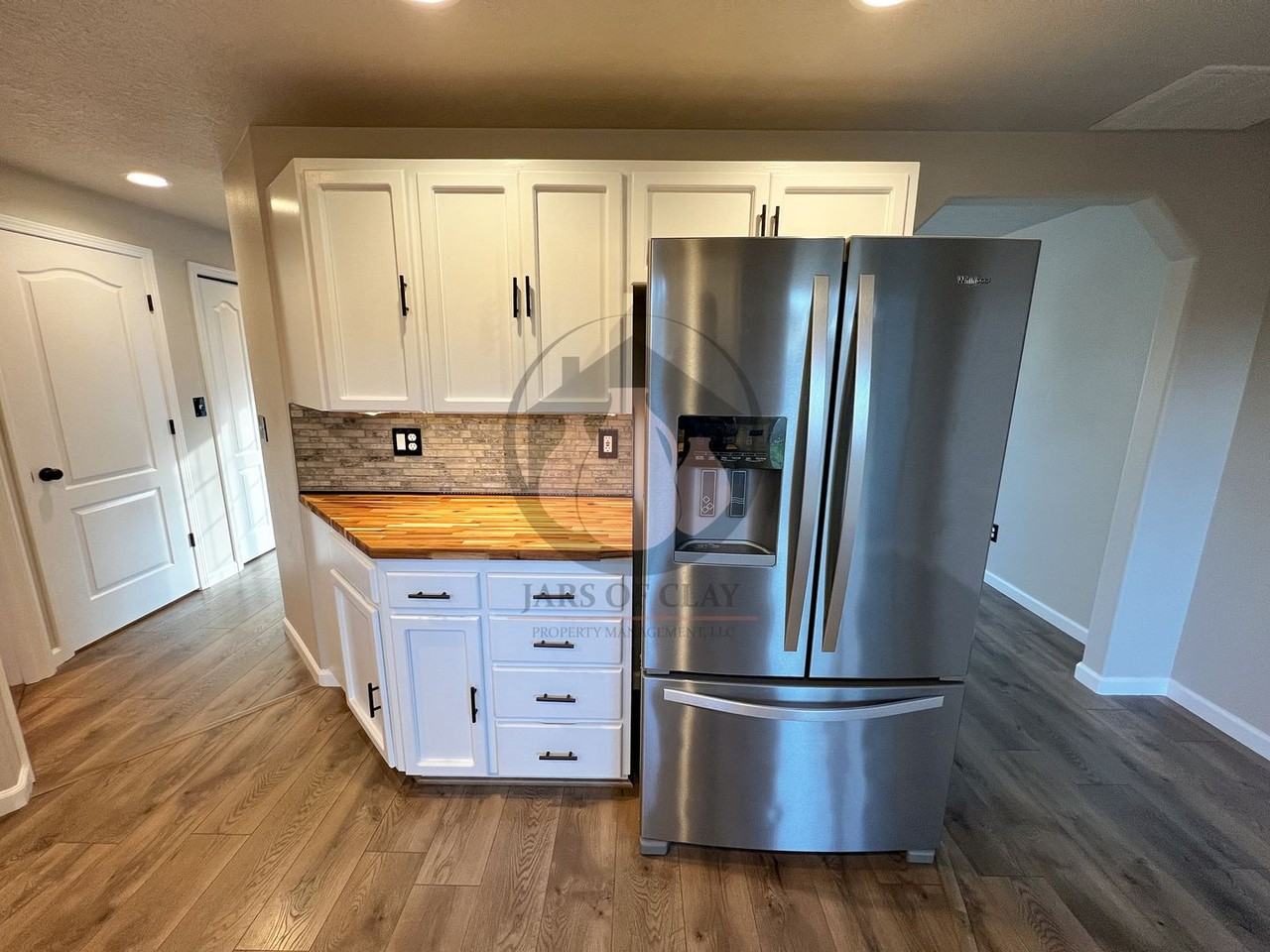 6682 Veranda Ct N - Photo 2 of 16