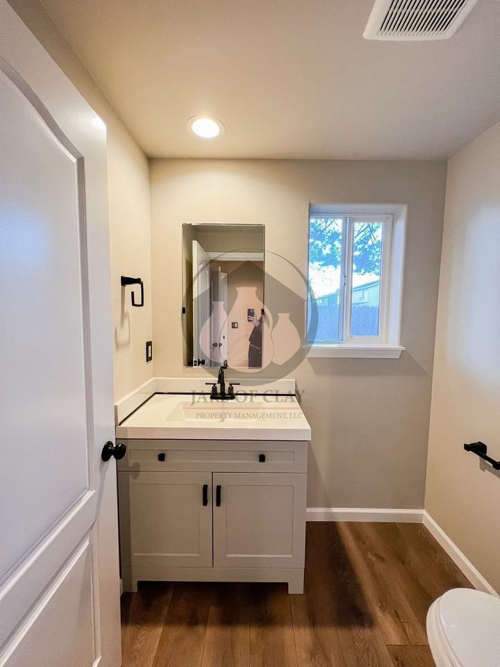 6682 Veranda Ct N - Photo 6 of 16