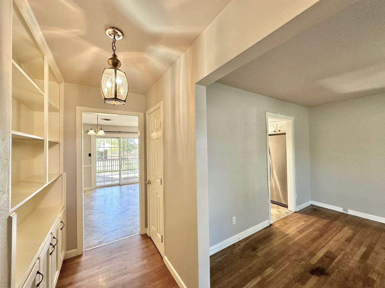 802 E Jasper Dr - Photo 2 of 28