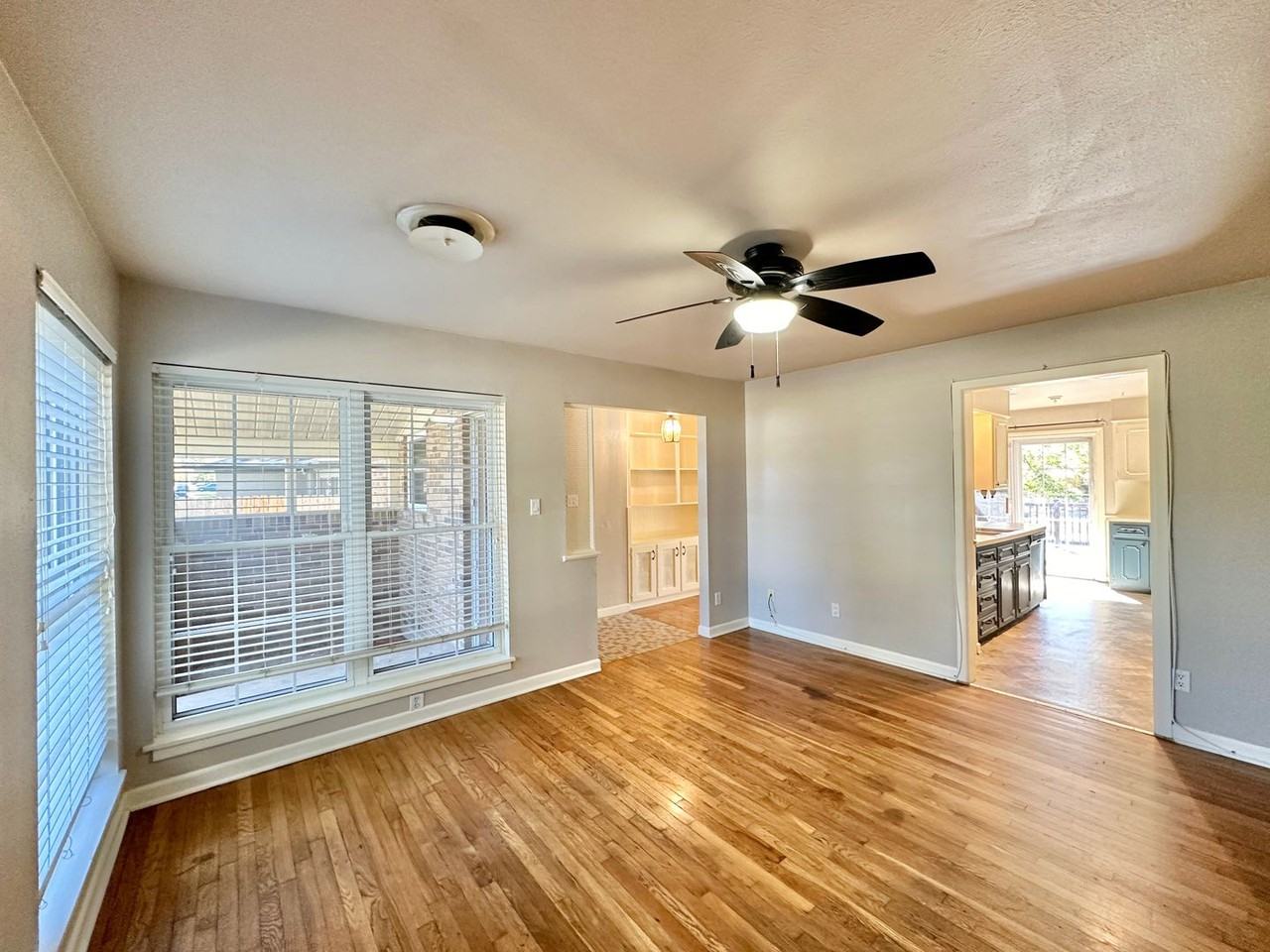 802 E Jasper Dr - Photo 5 of 28