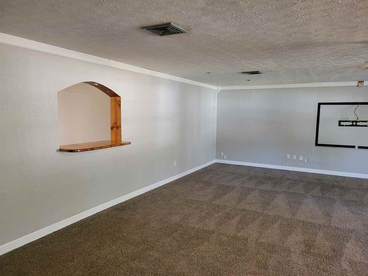 5120 Lexington Ave - Photo 2 of 13