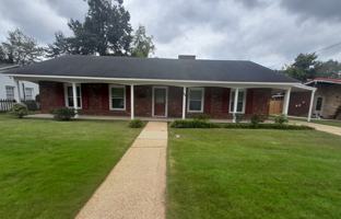 featured image of 26 Parkwood Cir