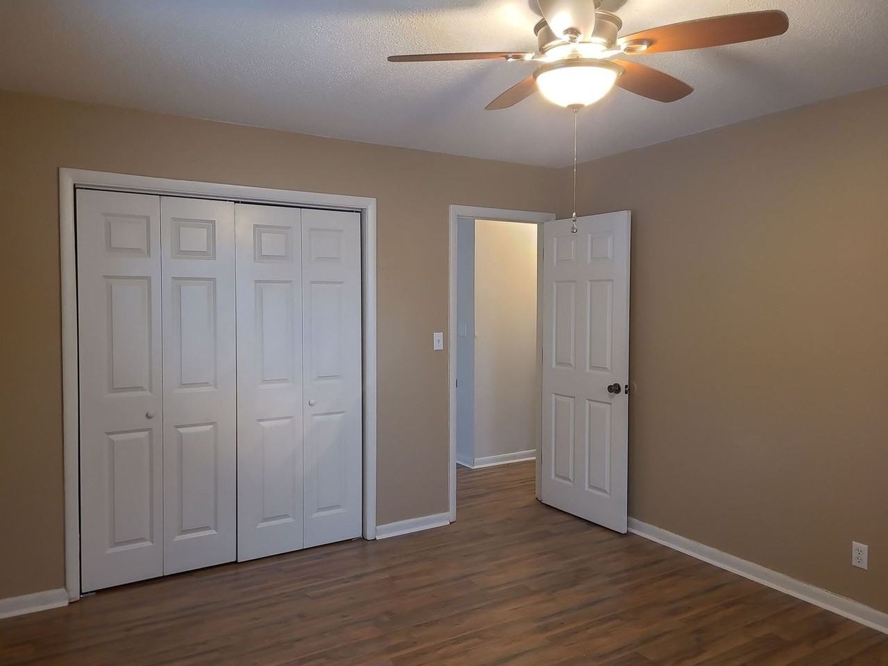 925 Ely Rd - Photo 7 of 11