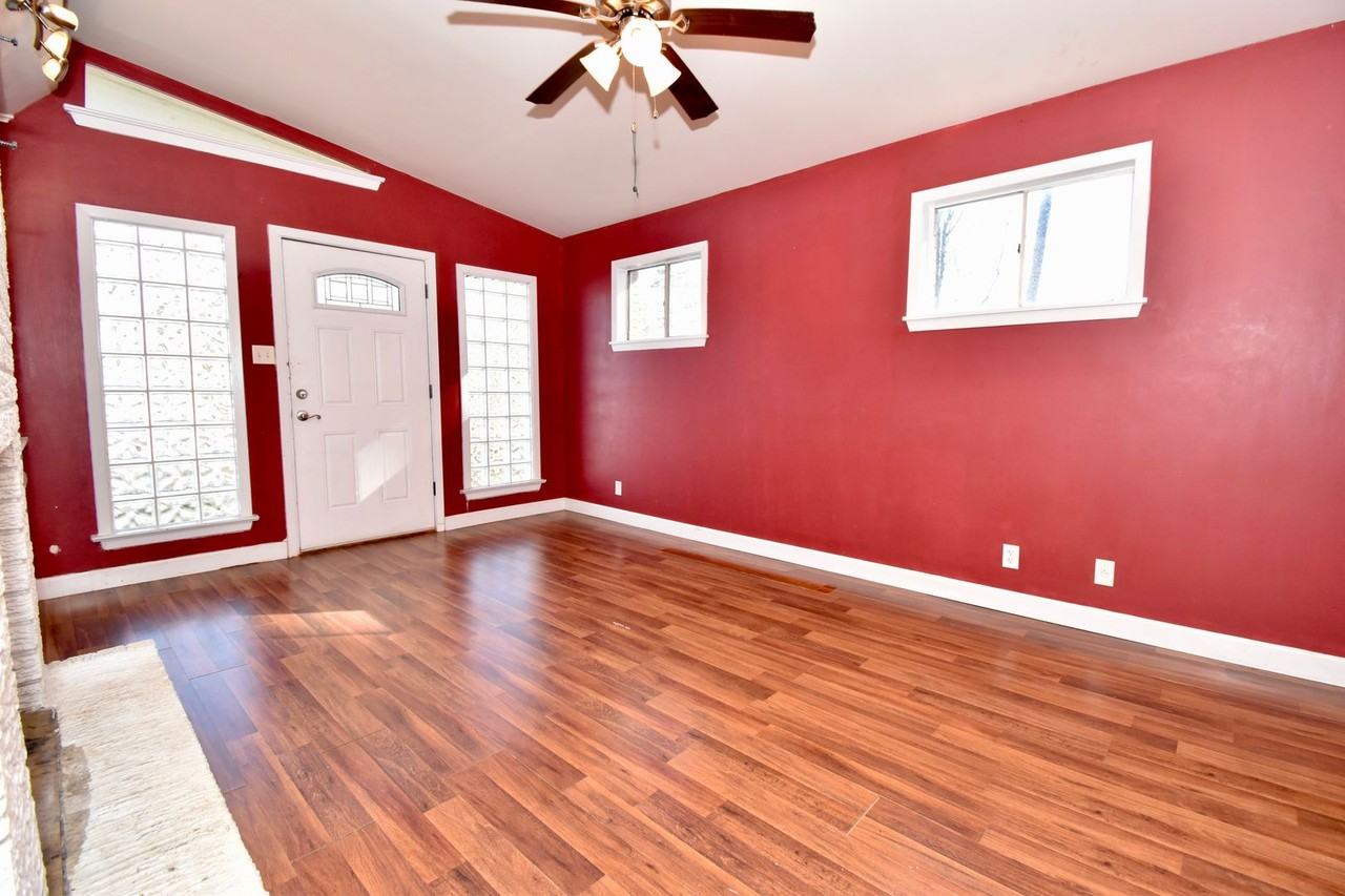 5086 Highway 167 - Photo 5 of 18