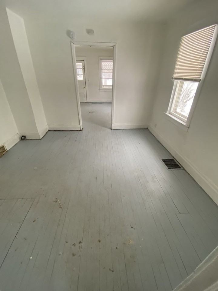 1701 Maple Street - Photo 2 of 7