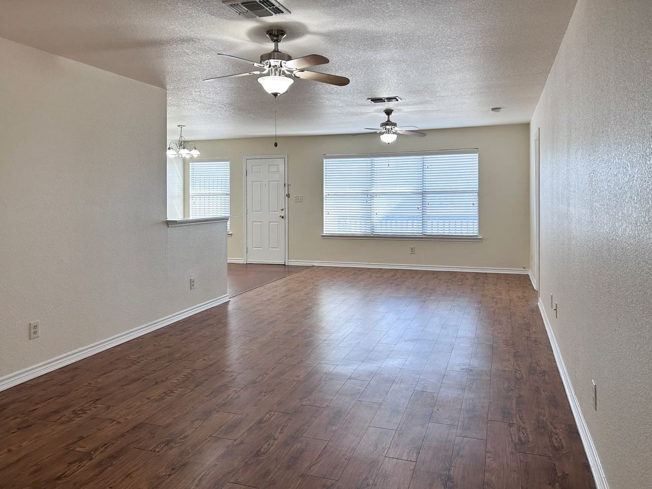 212 County Road 485 - Photo 3 of 17