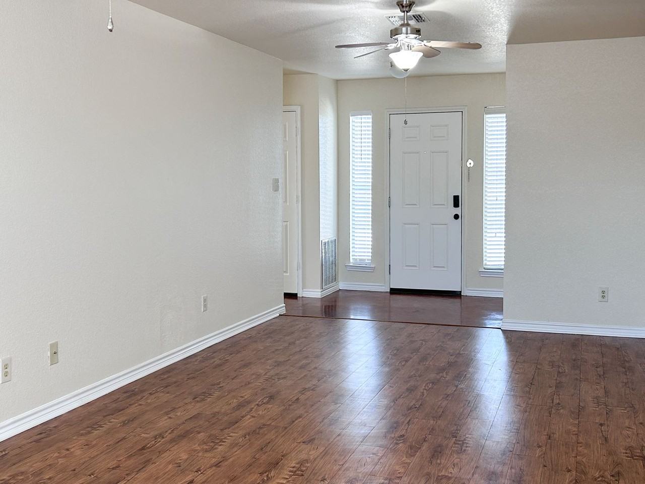 212 County Road 485 - Photo 4 of 17