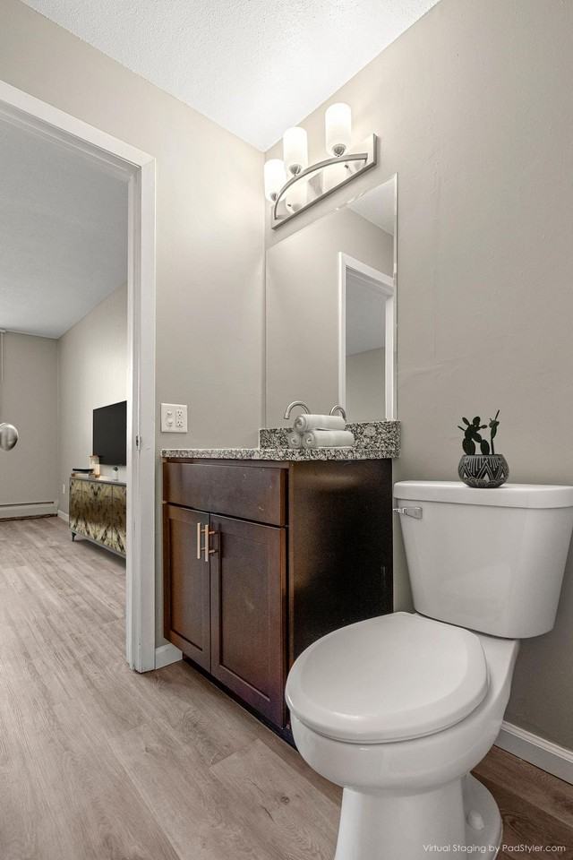 BLVD Apartments - Photo 3 of 19