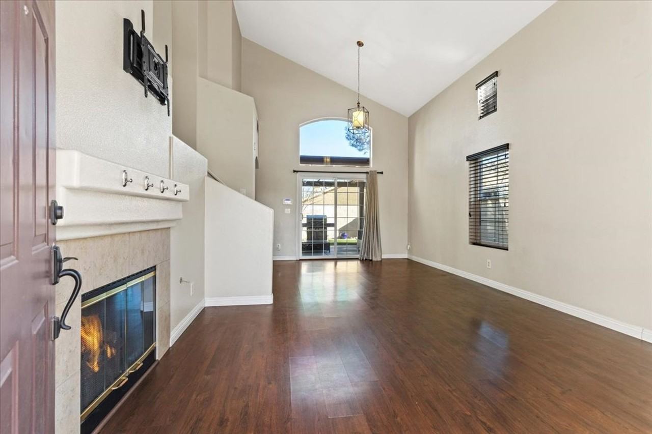 10340 Neopolitan Pl - Photo 3 of 24