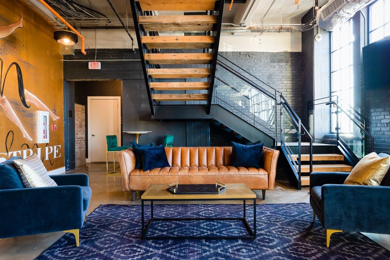 The Gotham Tower - Photo 2 of 50