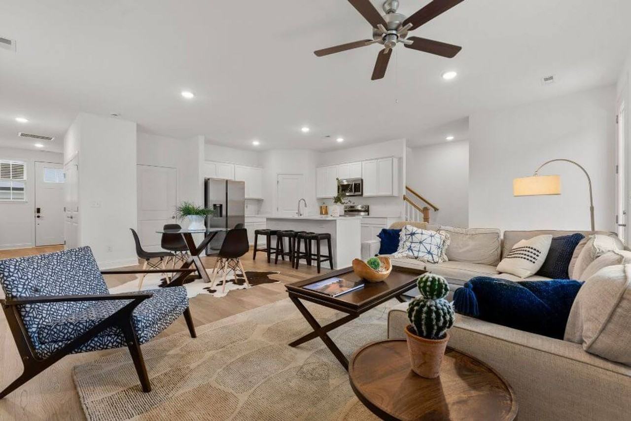 9159 Rolling Stone Way - Photo 4 of 12