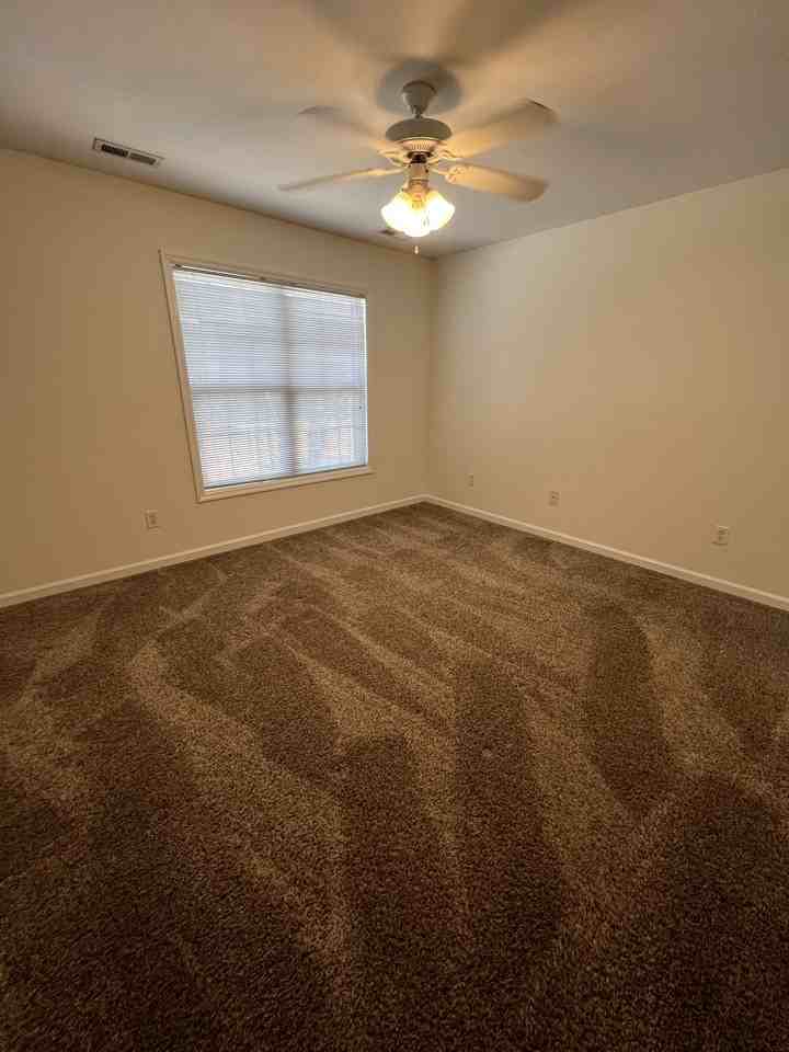 418 Marshbanks Avenue - Photo 2 of 17