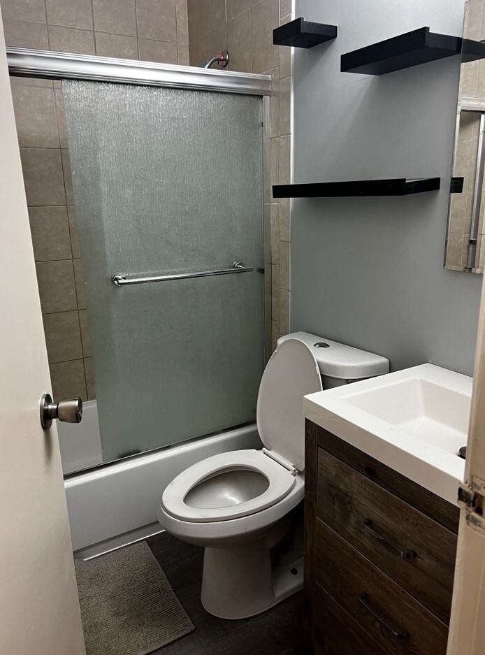 4505 Montgomery Street - Photo 6 of 7