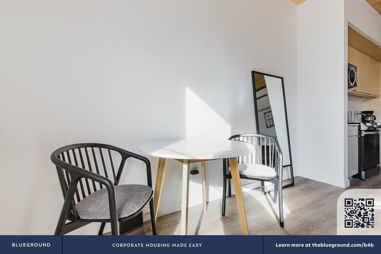 154 Broadway #1108 - Photo 6 of 29