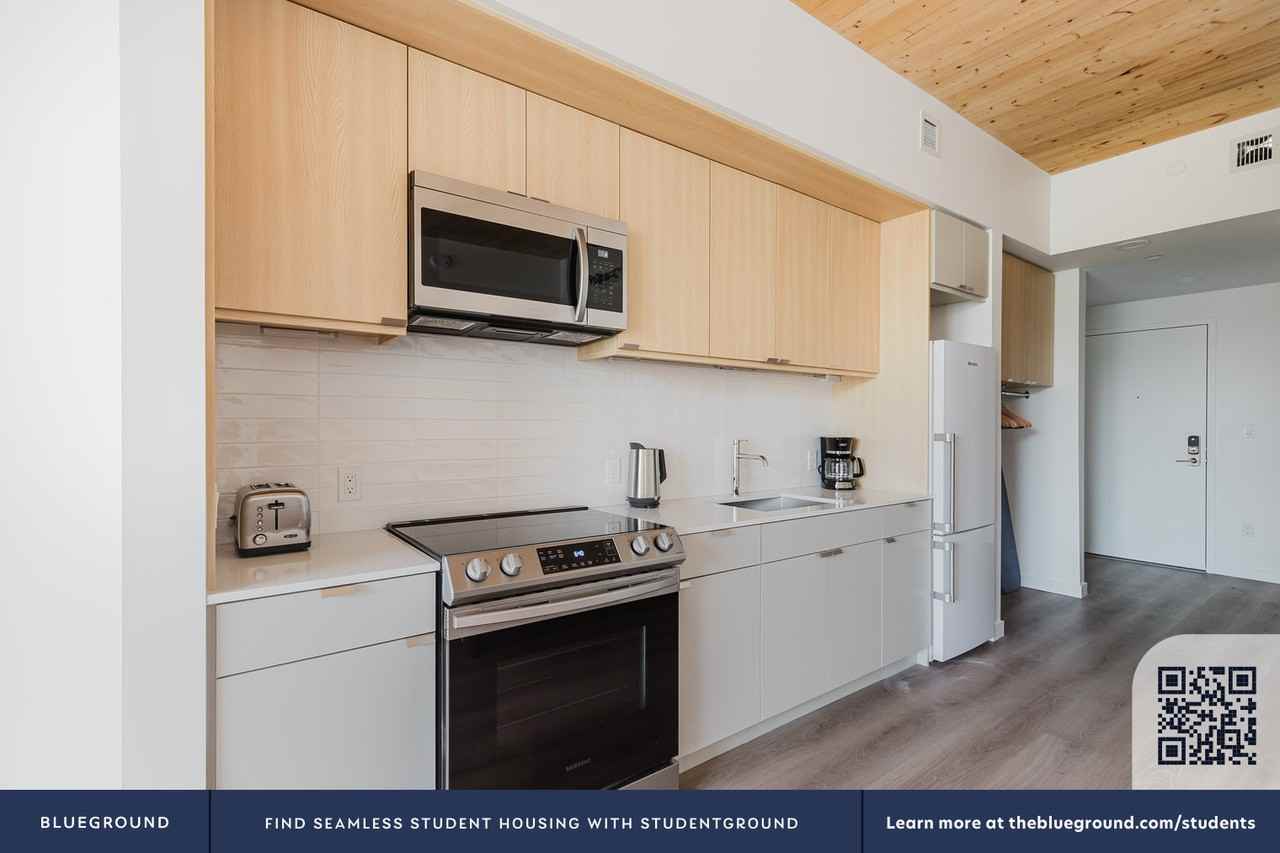 154 Broadway #1108 - Photo 7 of 29