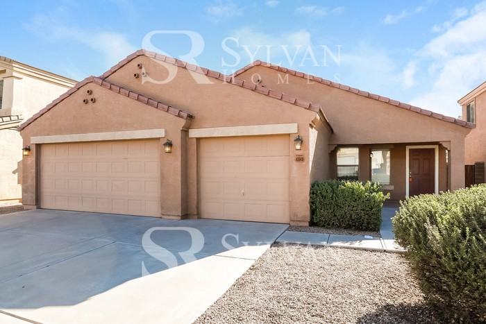 43543 W Blazen Trl - Photo 2 of 15
