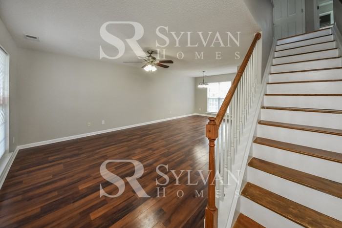 188 Savannah Hills Dr - Photo 2 of 15