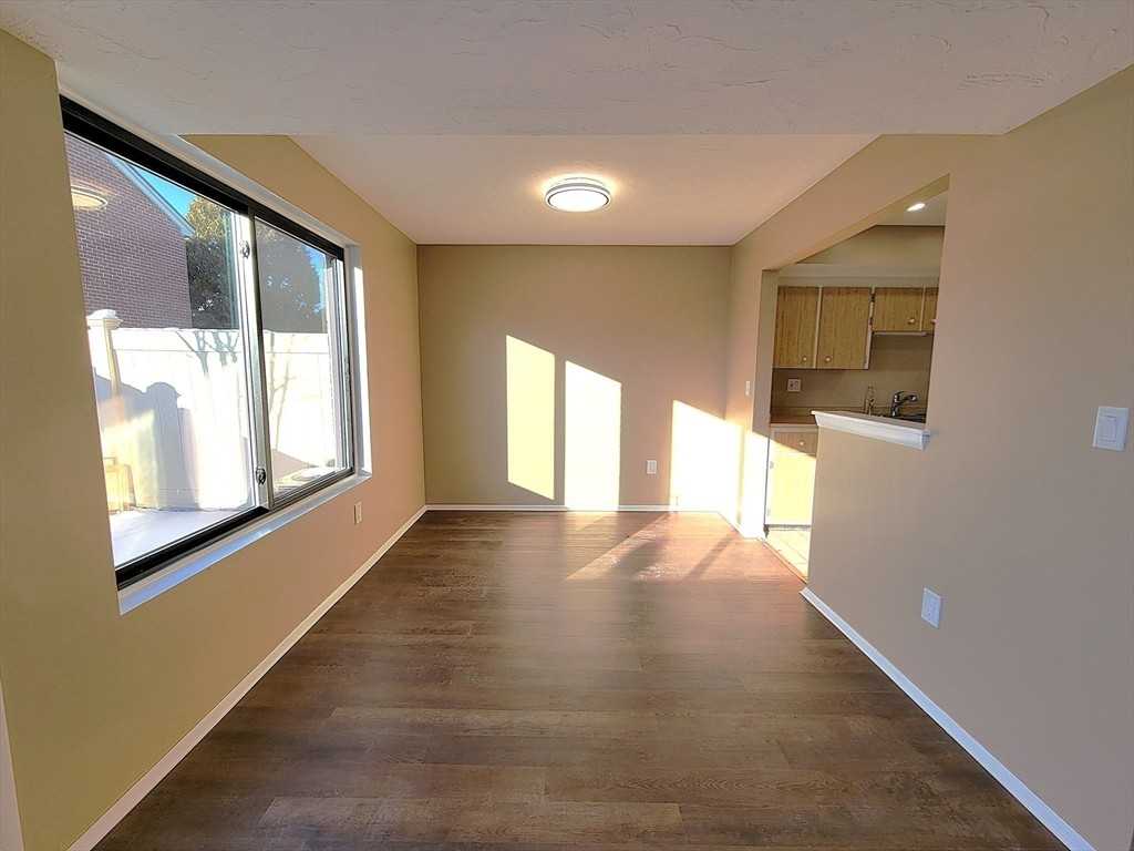 17 Elderwood Dr #17 - Photo 2 of 16