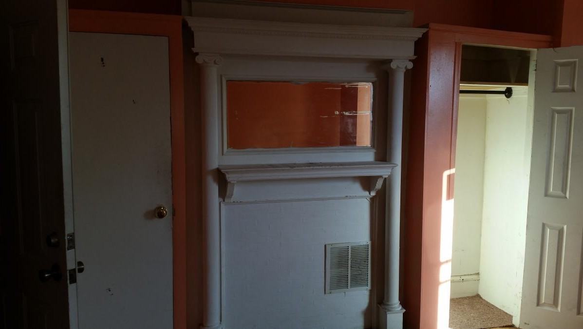 5251 Spruce St #2A - Photo 4 of 7