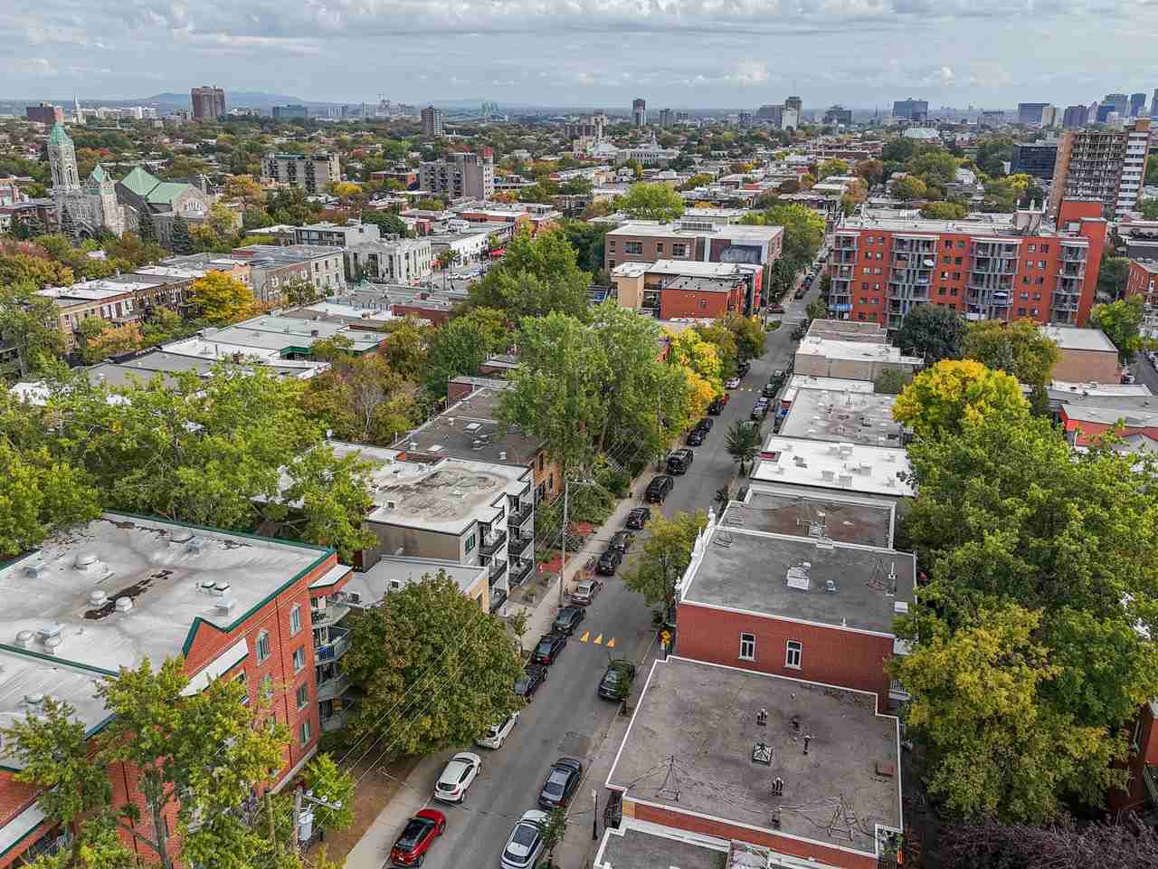 5187 Drolet St - Photo 3 of 6