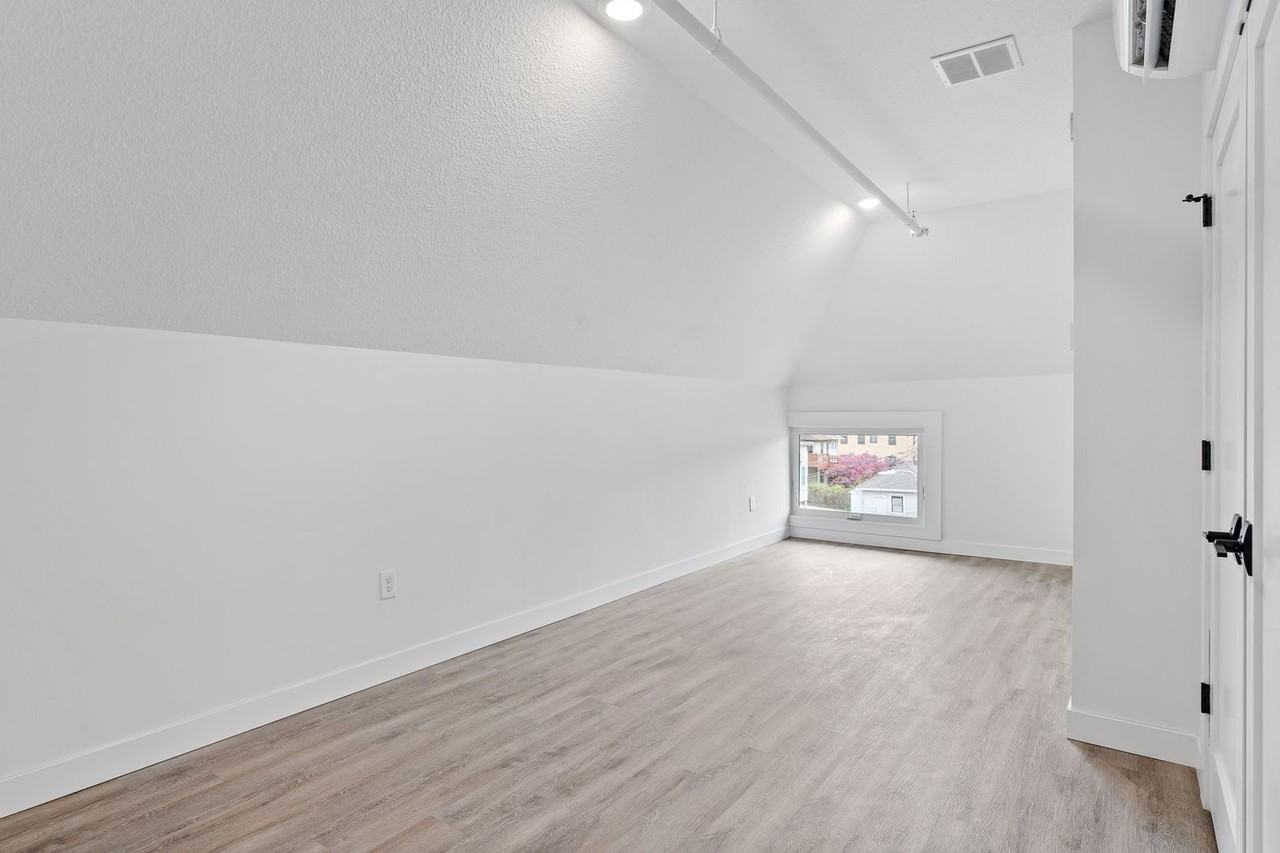 Mission Lofts - Photo 2 of 6