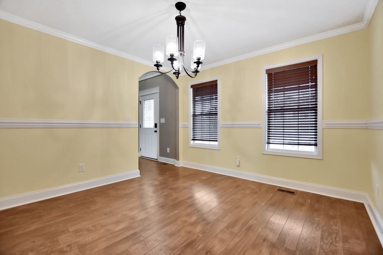 524 Somerset Ln - Photo 4 of 28
