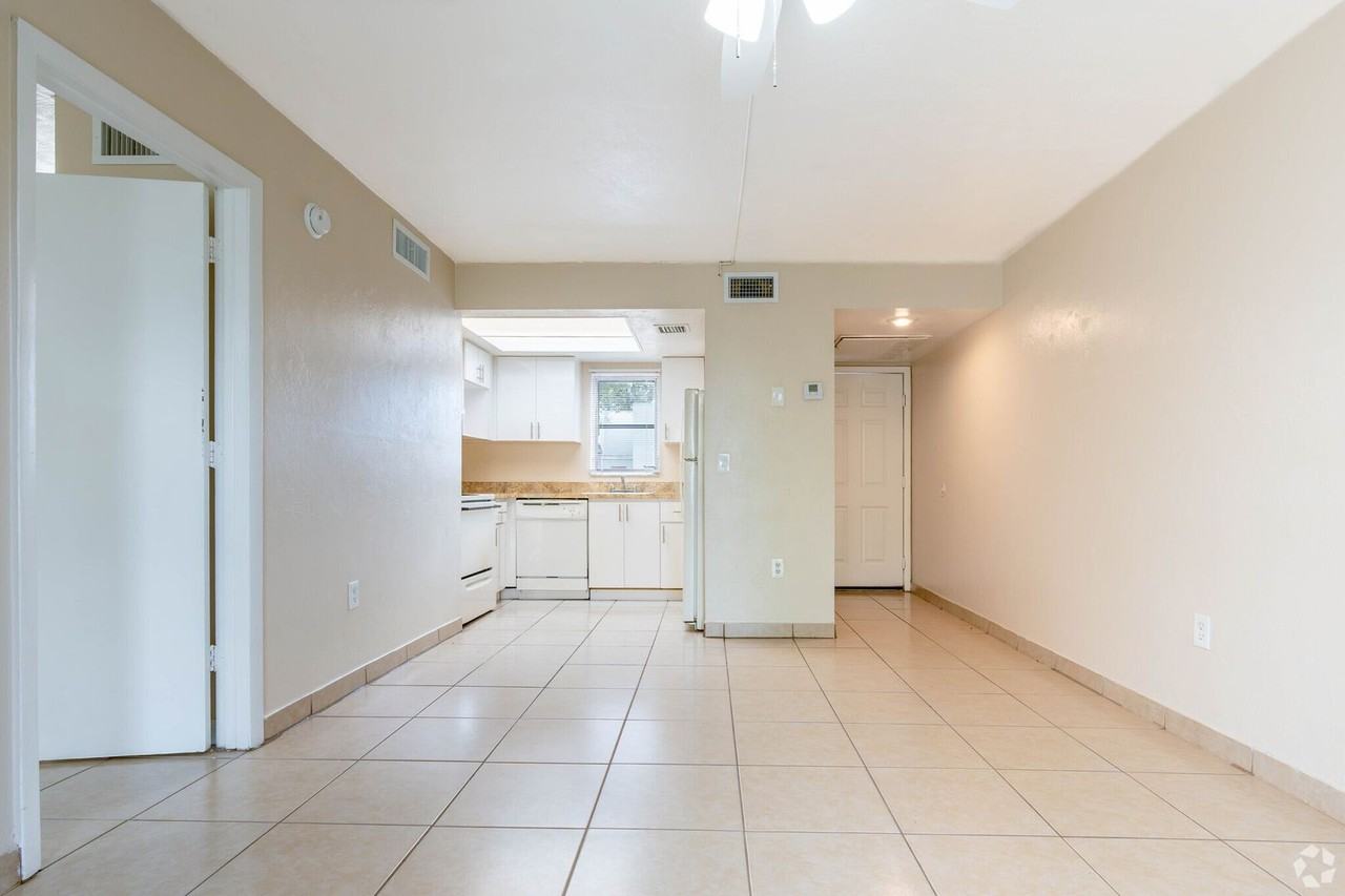 Peppertree Apartments - Photo 5 of 29