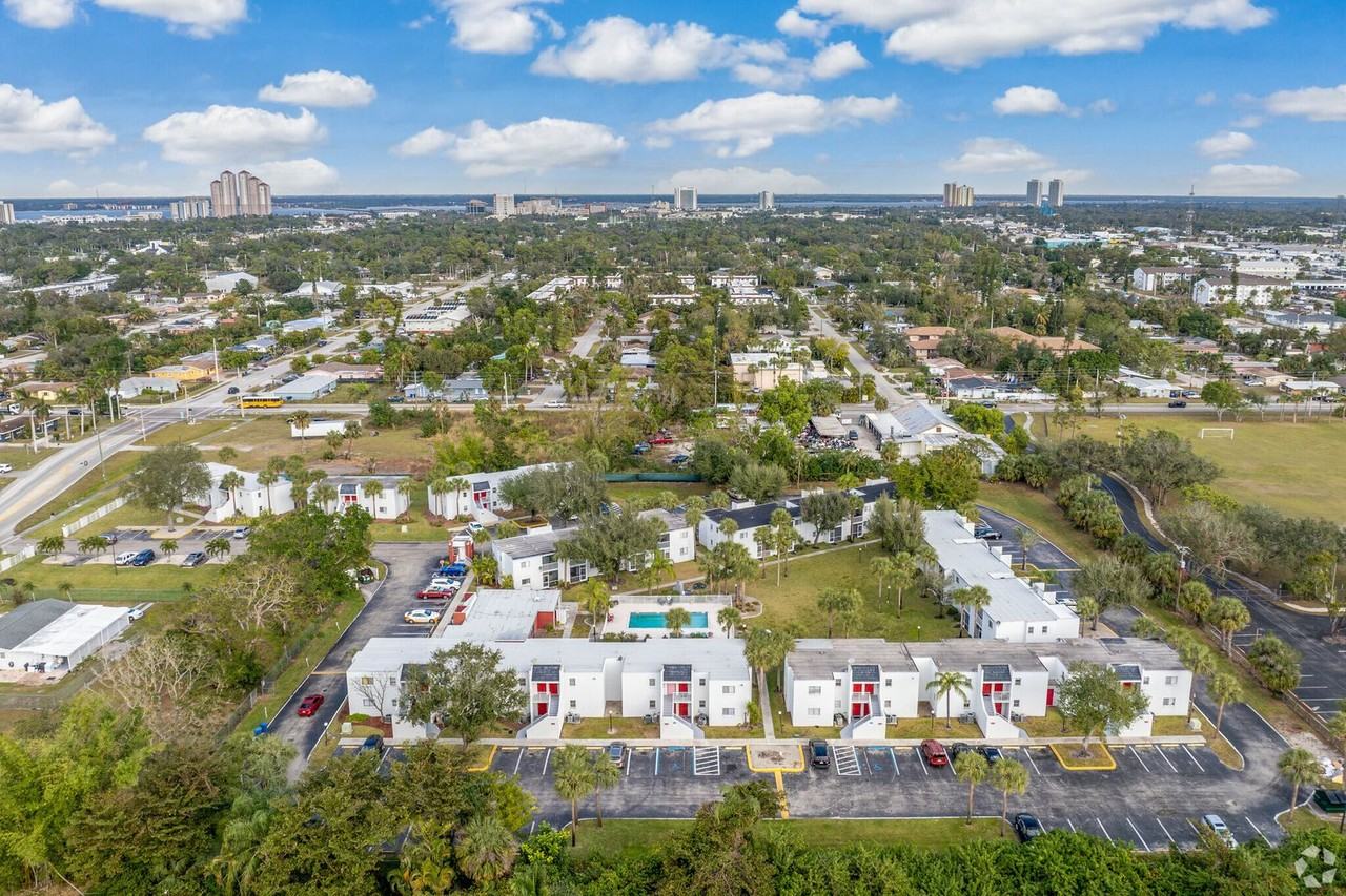 Peppertree Apartments - Photo 6 of 29