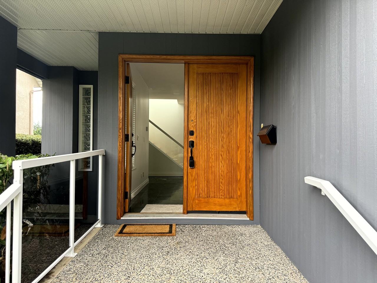 1494 Inglewood Avenue - Photo 2 of 31