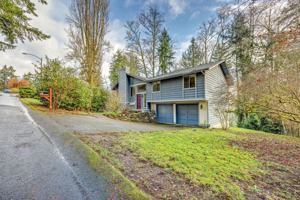 featured image of 4617 Basswood Ct Se