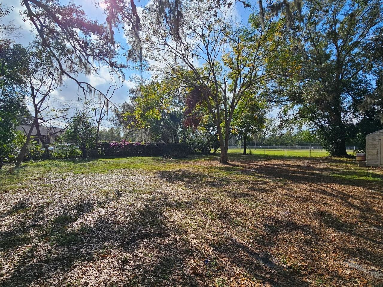 1420 Arlington Rd - Photo 2 of 18