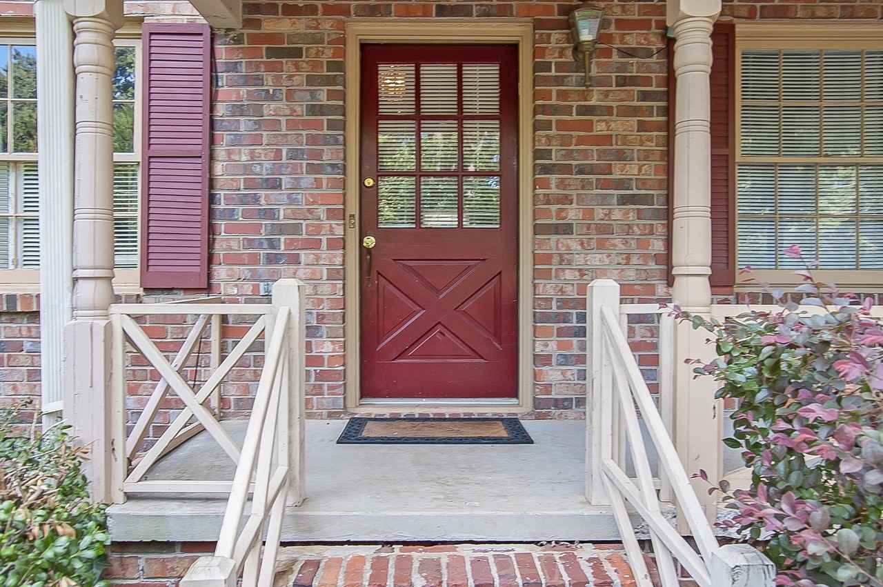 4682 Sharon Valley Ct - Photo 2 of 32