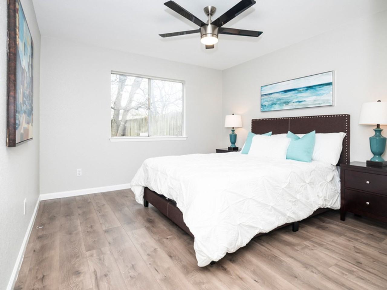 9711 Eastwend Dr #B - Photo 6 of 9