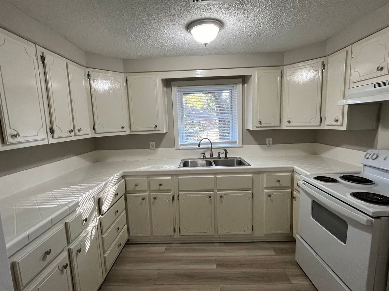 102 Vidalia Rd - Photo 5 of 10