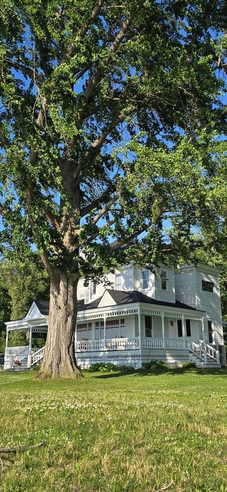 3435 Lake St - Photo 6 of 9