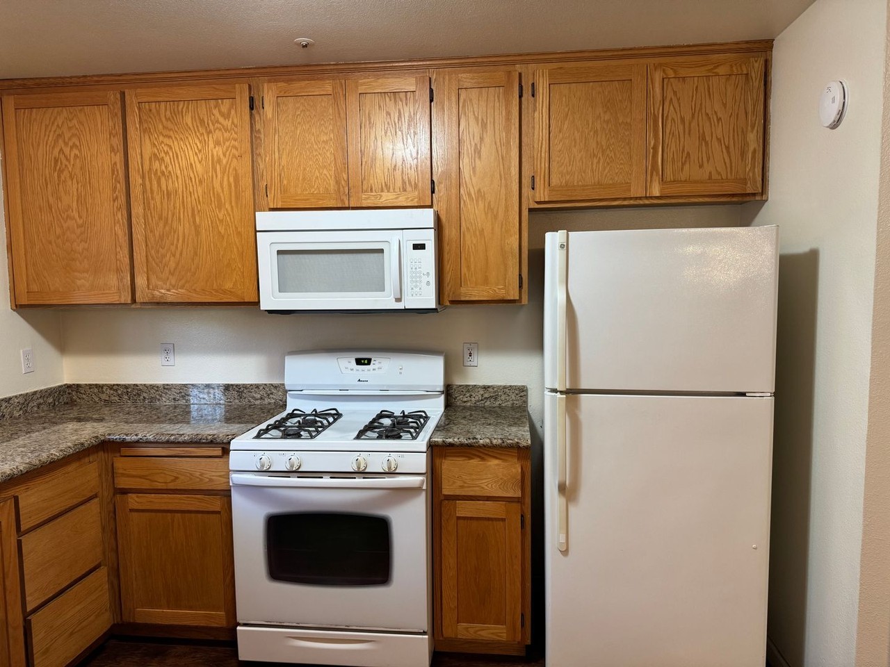 777 777 E Cotati Ave #2 - Photo 7 of 25