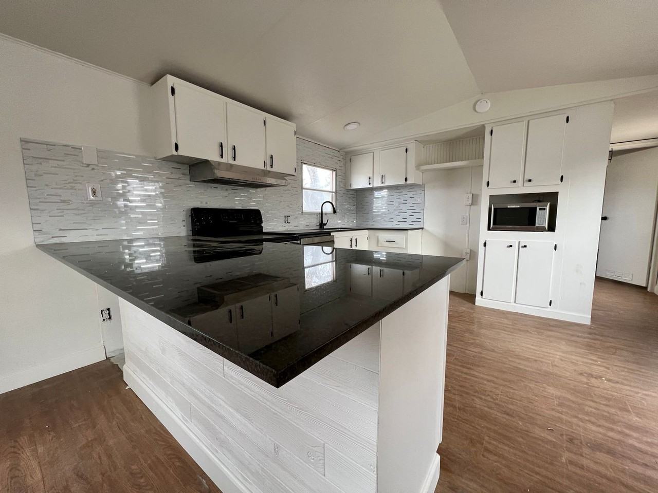 3201 W Don Tyson Pkwy #B - Photo 2 of 6