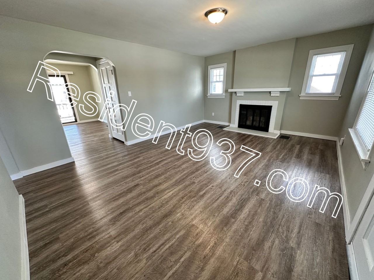 1659 Hearthstone Dr - Photo 2 of 18