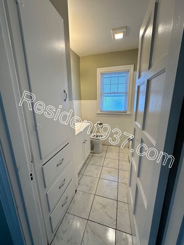 1659 Hearthstone Dr - Photo 6 of 18