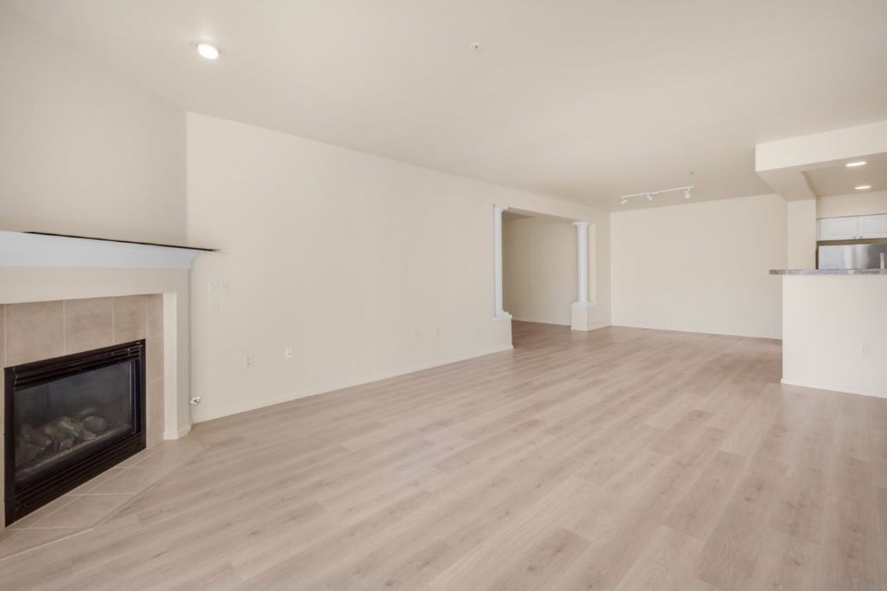 2244 132nd Ave Se #B112 - Photo 5 of 20